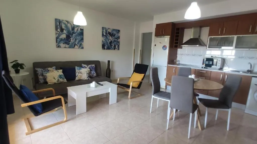 אגוואדולסה Expoholidays- Villasara